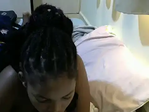 queen-sasha online show from March 13, 6:37 am