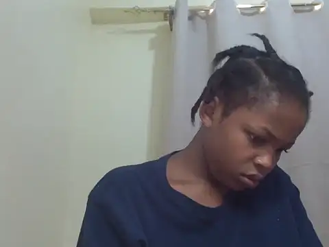 Snapshot of queen-sasha chatting on February 4, 10:43 am queen-sasha online show from February 4, 10:43 am