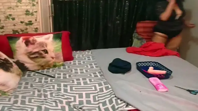 Snapshot of Indian_Blaze00 chatting on March 22, 9:53 pm Indian Blaze00 online show from March 22, 9:53 pm