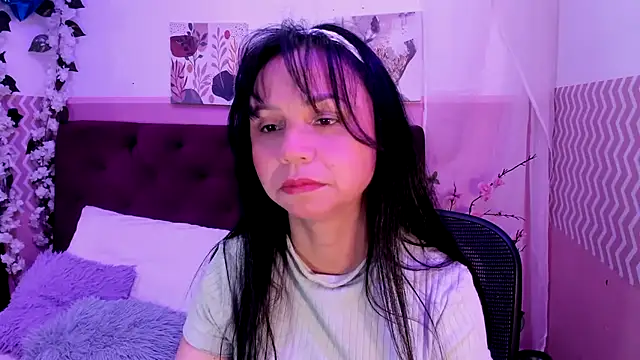 candysmitxxx online show from February 23, 1:58 am