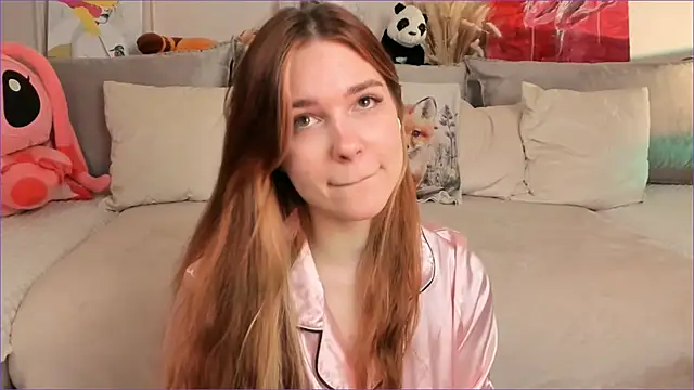 Frau Lina online show from November 8, 2:17 pm