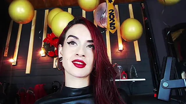 Liilith goddess  online show from January 3, 9:15 am