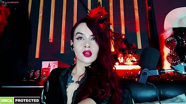 Liilith goddess  online show from December 15, 4:17 am