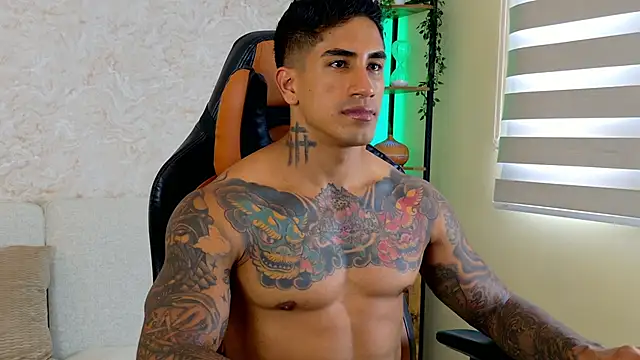 AdanReilly online show from March 21, 7:46 pm