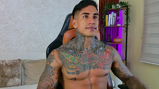 AdanReilly online show from September 30, 12:15 am