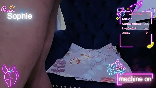 Sophiehuntress online show from April 26, 11:19 am