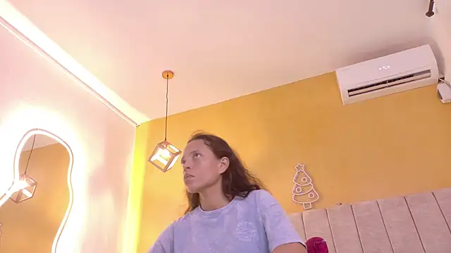 lexyfyre online show from February 4, 12:33 pm