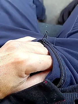 vadszex31 online show from September 29, 7:24 am