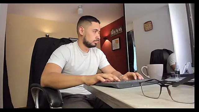 thesexlawyer1 online show from December 14, 3:34 am