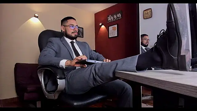 thesexlawyer1 online show from March 4, 3:01 am