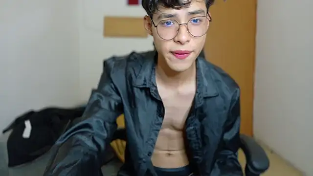 Snapshot of Jacotnk chatting on February 7, 4:48 am Jacotnk online show from February 7, 4:48 am