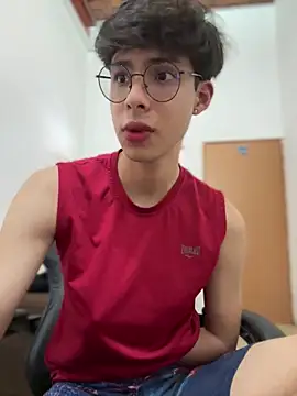 Snapshot of Jacotnk chatting on February 22, 11:57 pm Jacotnk online show from February 22, 11:57 pm