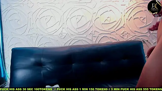 Snapshot of Sex_orgy01 chatting on January 22, 10:26 pm Sex orgy01 online show from January 22, 10:26 pm