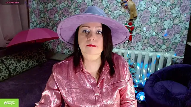 Julia-ru online show from January 6, 10:45 pm