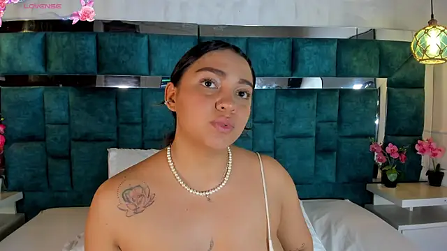 Abril Gomez06 online show from May 21, 8:05 pm