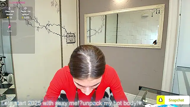 Snapshot of EmmyGreans chatting on January 6, 9:41 am EmmyGreans online show from January 6, 9:41 am