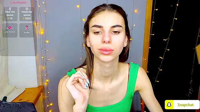 Snapshot of EmmyGreans chatting on January 25, 7:06 am EmmyGreans online show from January 25, 7:06 am