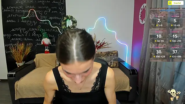 EmmyGreans online show from December 19, 7:15 am