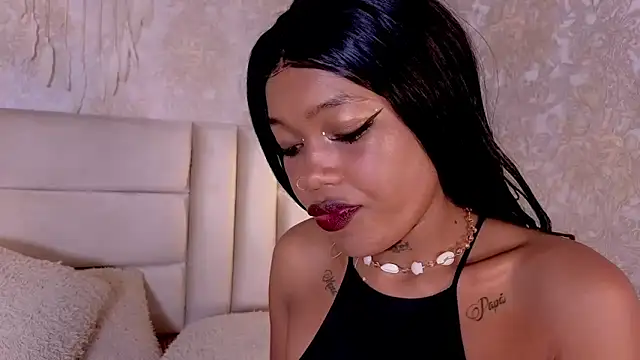 CrystalBrooke3x online show from March 18, 9:40 pm