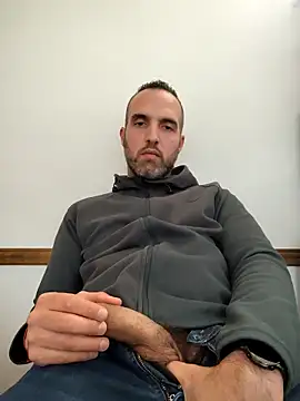 Snapshot of leon3875 chatting on September 12, 3:34 pm leon3875 online show from September 12, 3:34 pm