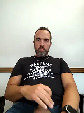 Snapshot of leon3875 chatting on February 9, 3:49 pm leon3875 online show from February 9, 3:49 pm