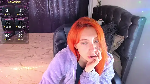 Violetaarey online show from April 20, 9:49 pm