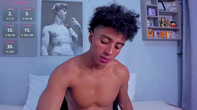 MagnusKing  online show from September 13, 4:12 am