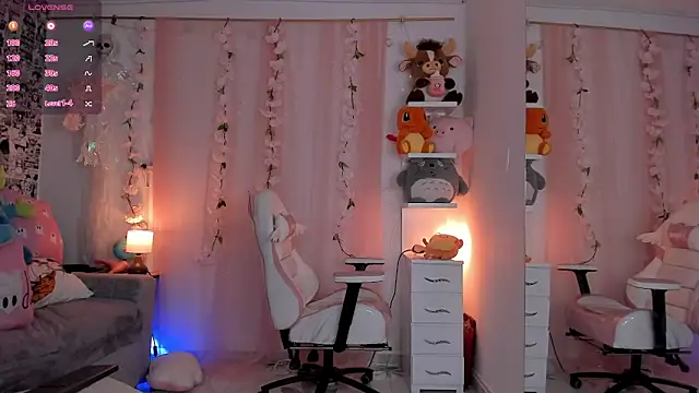  dayana miler online show from February 6, 12:37 am