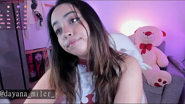  dayana miler online show from May 25, 5:08 pm