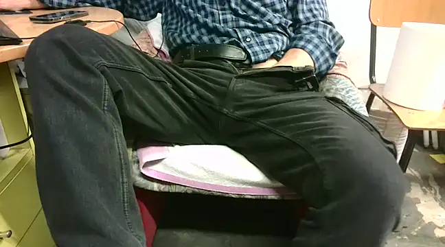 Giulio35 Pika online show from March 5, 5:18 pm