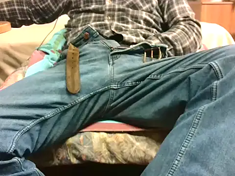 Giulio35 Pika online show from April 3, 2:48 pm