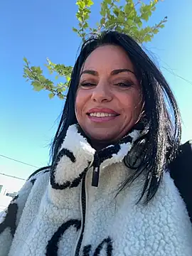 KimKelly13 online show from April 23, 5:52 am