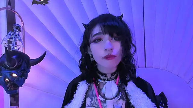 zephirahabney online show from December 22, 7:31 pm