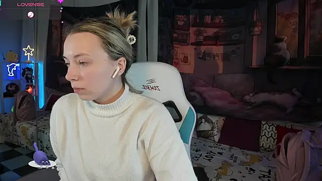 Snapshot of TiffanyBatson chatting on January 12, 9:51 am TiffanyBatson online show from January 12, 9:51 am