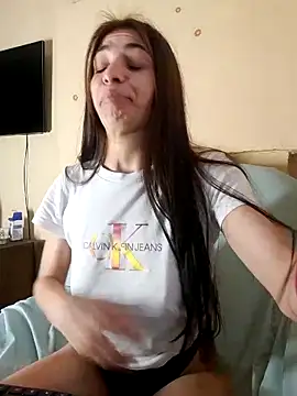 Snapshot of AntoniaHottie chatting on January 31, 12:07 pm AntoniaHottie online show from January 31, 12:07 pm