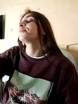 Snapshot of AntoniaHottie chatting on February 1, 7:02 pm AntoniaHottie online show from February 1, 7:02 pm