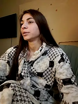 Snapshot of AntoniaHottie chatting on February 2, 9:08 am AntoniaHottie online show from February 2, 9:08 am