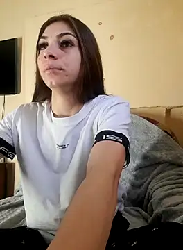 Snapshot of AntoniaHottie chatting on February 17, 9:56 am AntoniaHottie online show from February 17, 9:56 am