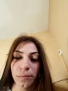 Snapshot of AntoniaHottie chatting on February 20, 12:15 pm AntoniaHottie online show from February 20, 12:15 pm