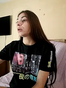 Snapshot of AntoniaHottie chatting on March 18, 8:47 am AntoniaHottie online show from March 18, 8:47 am