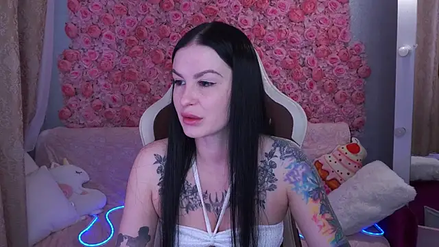 AmberDismond online show from May 25, 5:35 am