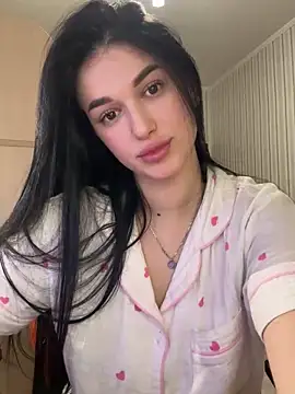 Snapshot of Julietta_a chatting on January 21, 3:32 pm Julietta a online show from January 21, 3:32 pm