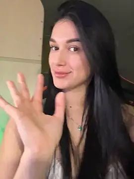 Snapshot of Julietta_a chatting on January 23, 7:11 am Julietta a online show from January 23, 7:11 am