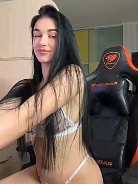 Snapshot of Julietta_a chatting on February 24, 5:09 pm Julietta a online show from February 24, 5:09 pm