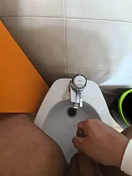 gordito xx online show from February 8, 11:33 am