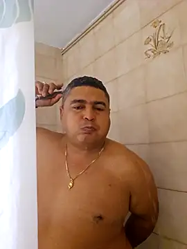 gordito xx online show from October 20, 5:30 am