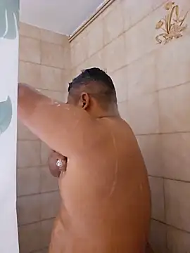 gordito xx online show from November 4, 6:01 am