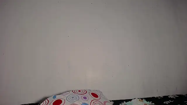 Snapshot of GiveLove1 chatting on December 17, 6:02 am GiveLove1 online show from December 17, 6:02 am