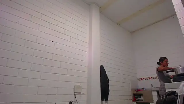 Snapshot of GiveLove1 chatting on February 26, 10:42 pm GiveLove1 online show from February 26, 10:42 pm