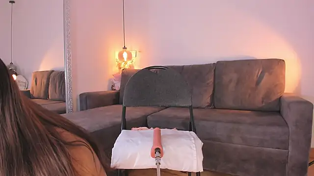 Isabella francoo online show from December 5, 12:14 pm